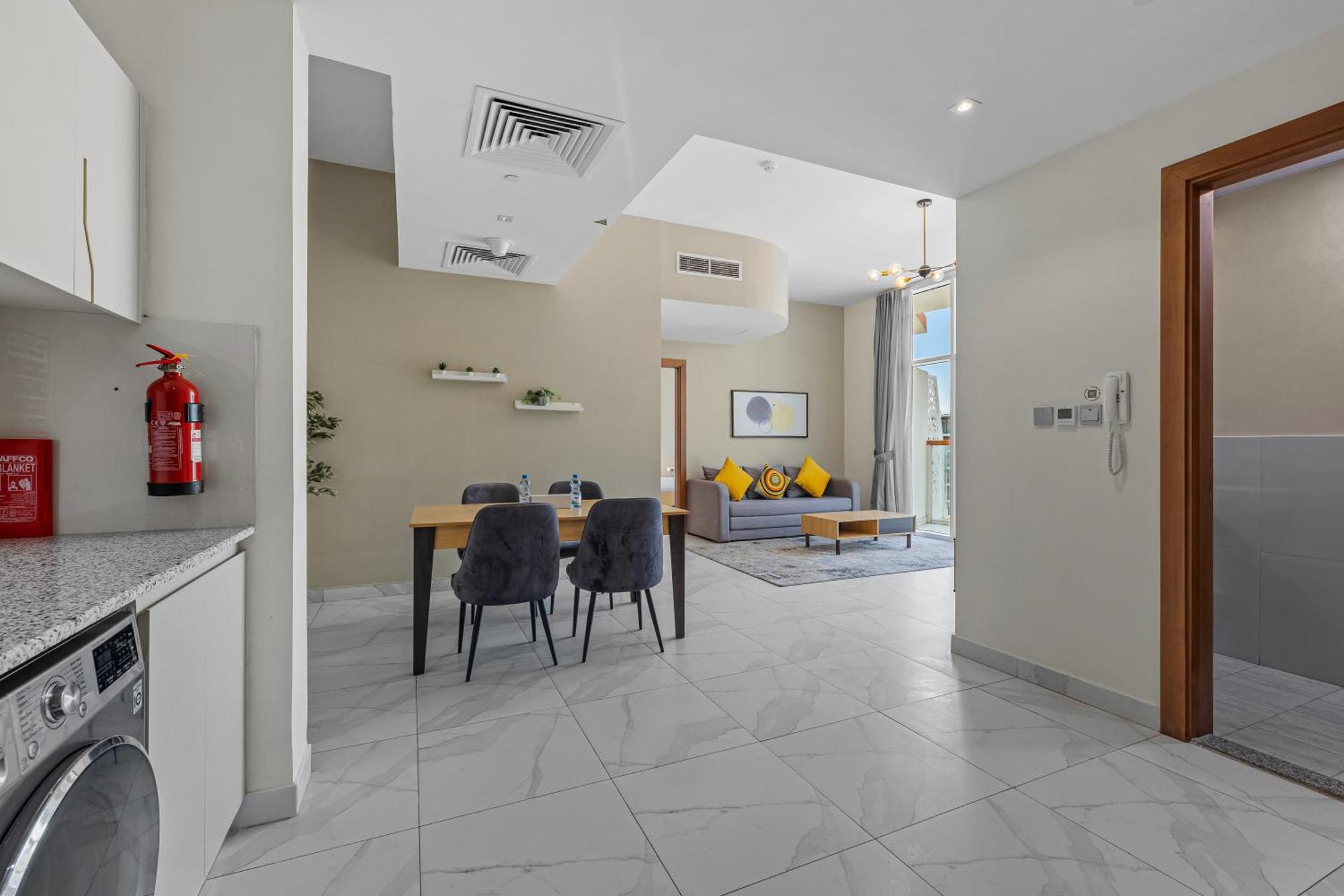 Apartamento Unlock Waters Edge Dubái Exterior foto