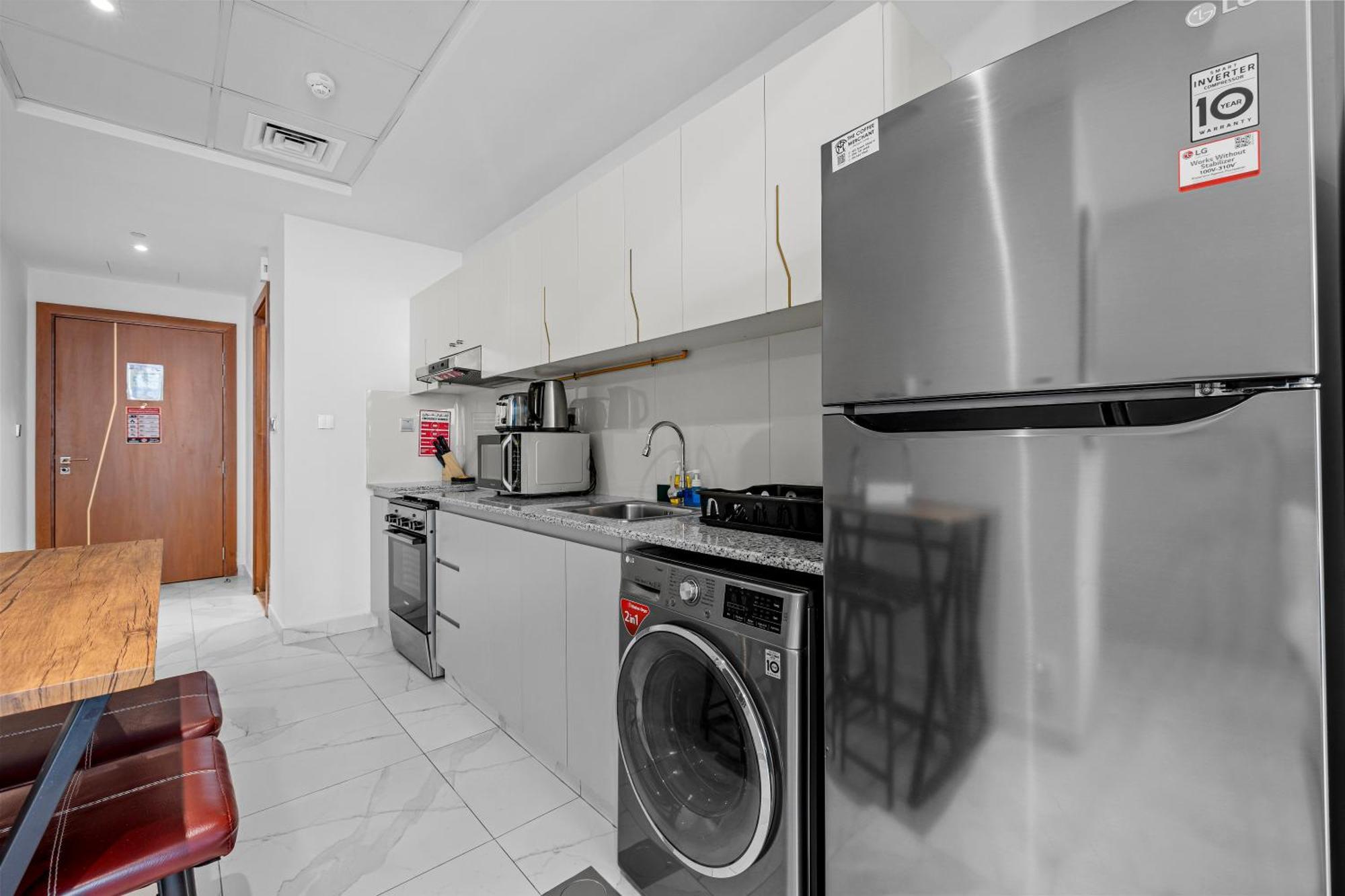 Apartamento Unlock Waters Edge Dubái Exterior foto