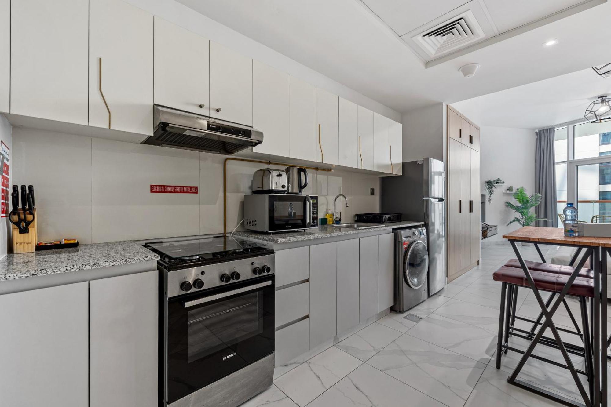 Apartamento Unlock Waters Edge Dubái Exterior foto
